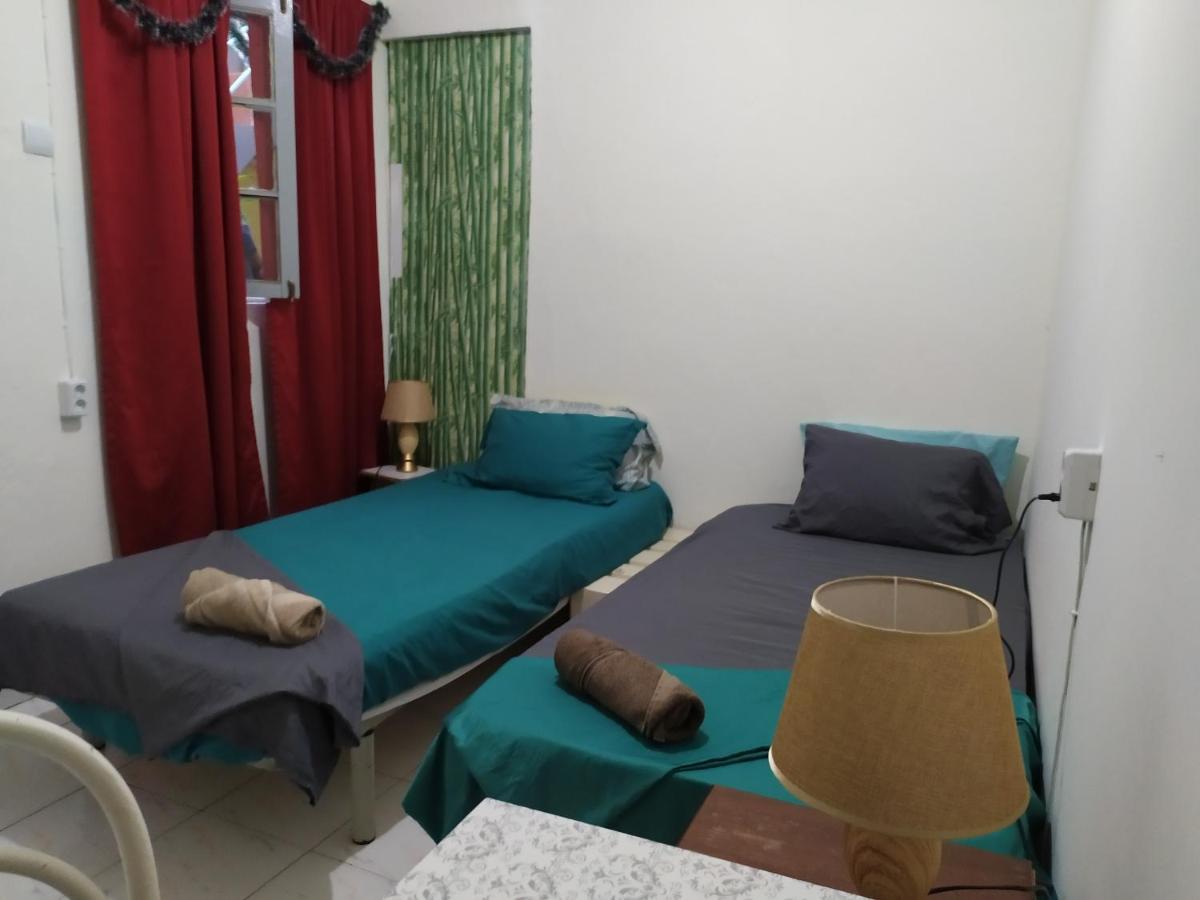 In The Heart Of Praia - Family B&B Экстерьер фото